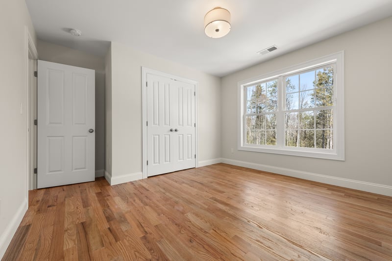 Upstairs bedroom: wall to wall carpet is the standard but many folks select beautiful hardwood floor for the bedrooms