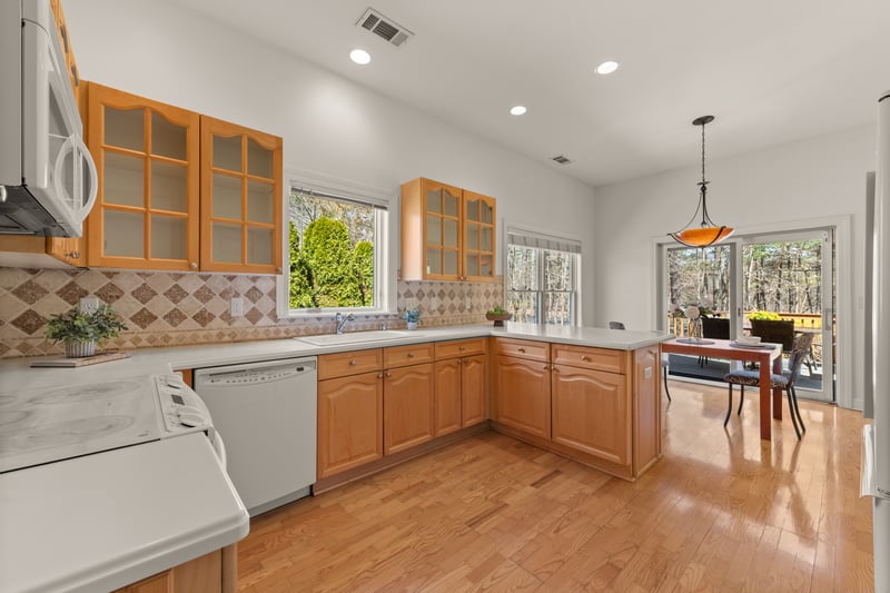 Crisp and clean, glass front cabinets are great for showing off your favorite dishes