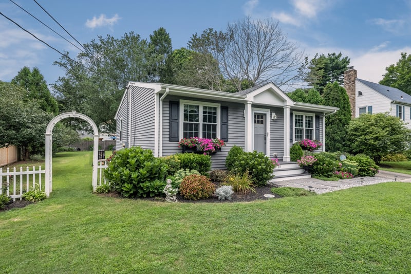 Beautifully landscaped yard.