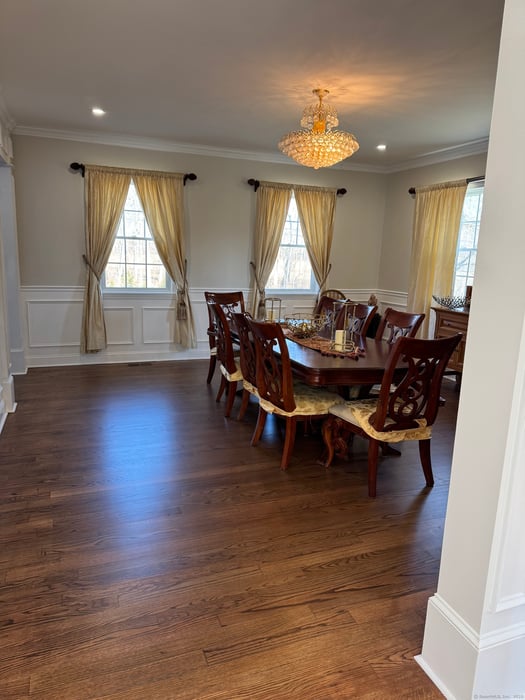 424 Racebrook Road Photo 18