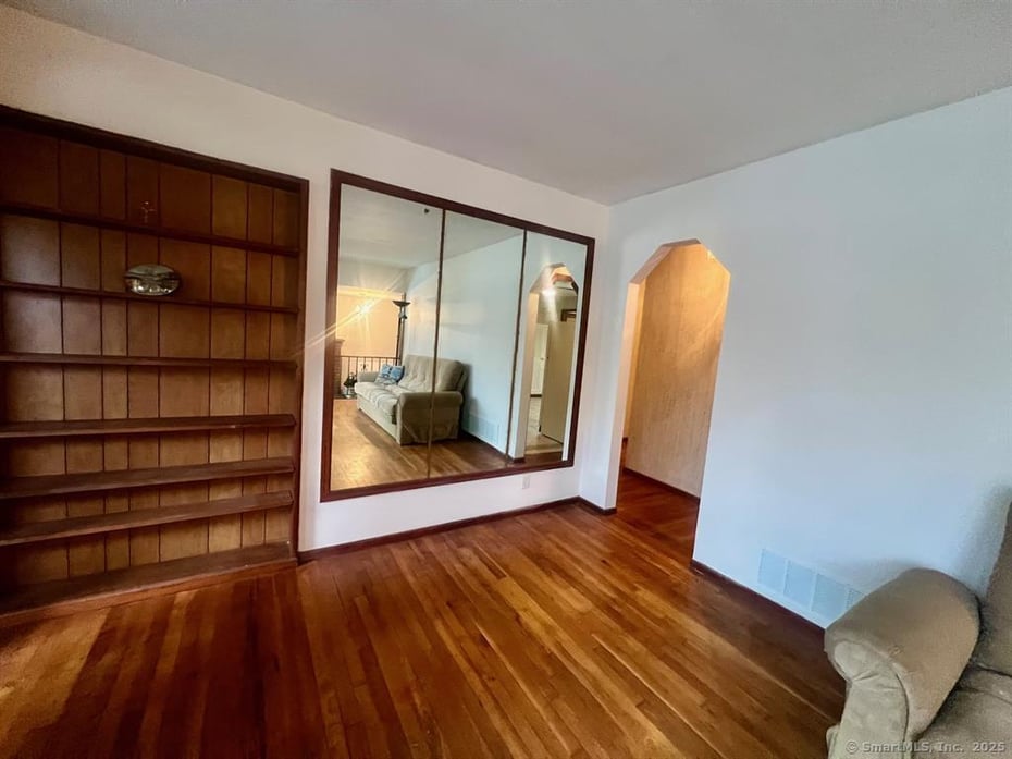 2795 Moreland Street Photo 12