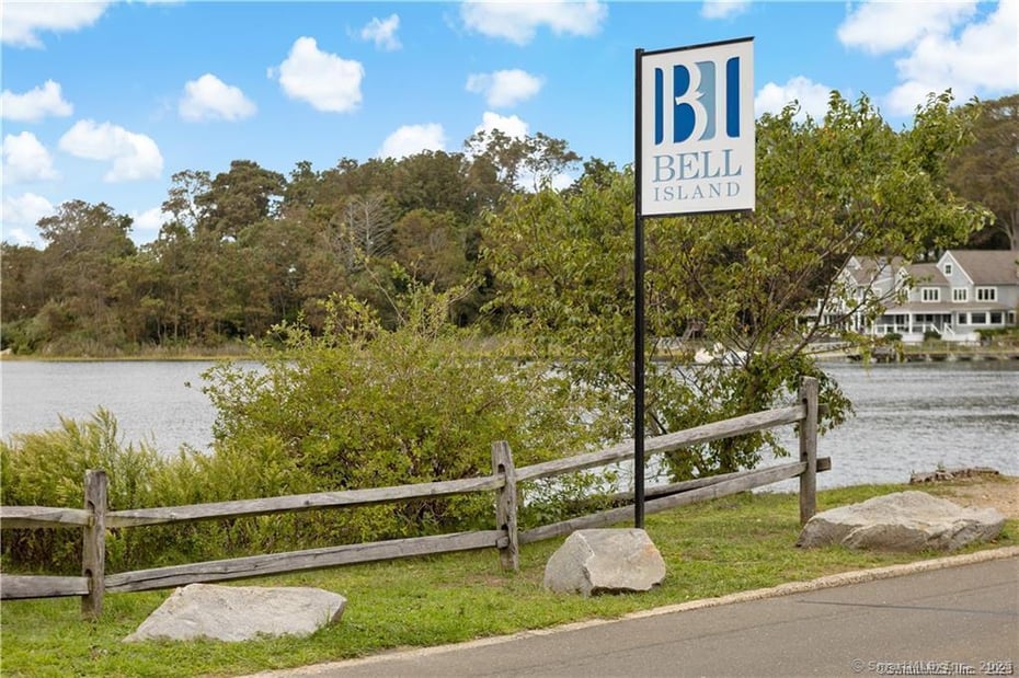 15 Westmere Avenue Photo 2