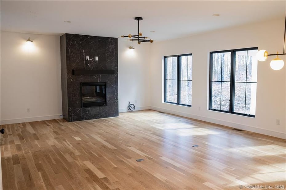 19 B Madeline Drive Photo 23
