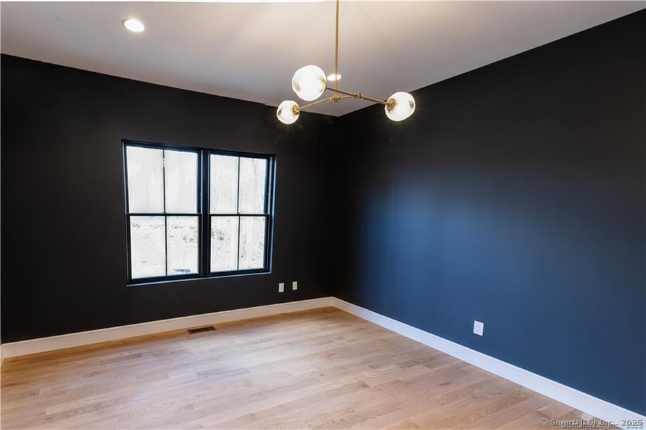 19 B Madeline Drive Photo 24