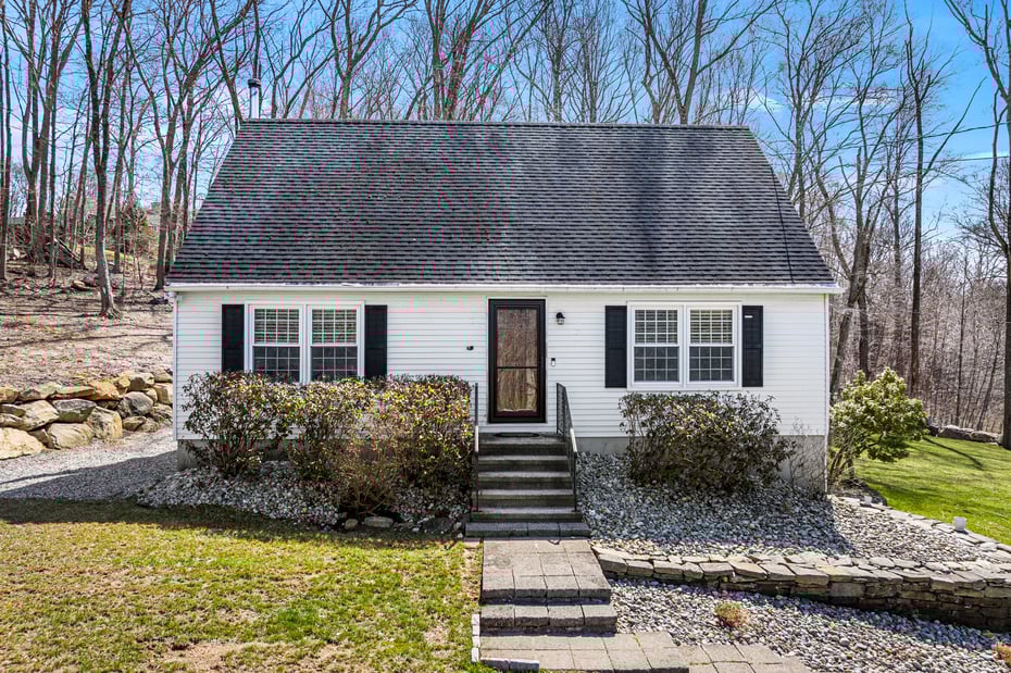 28 Stanwoll Hill Road Photo 1