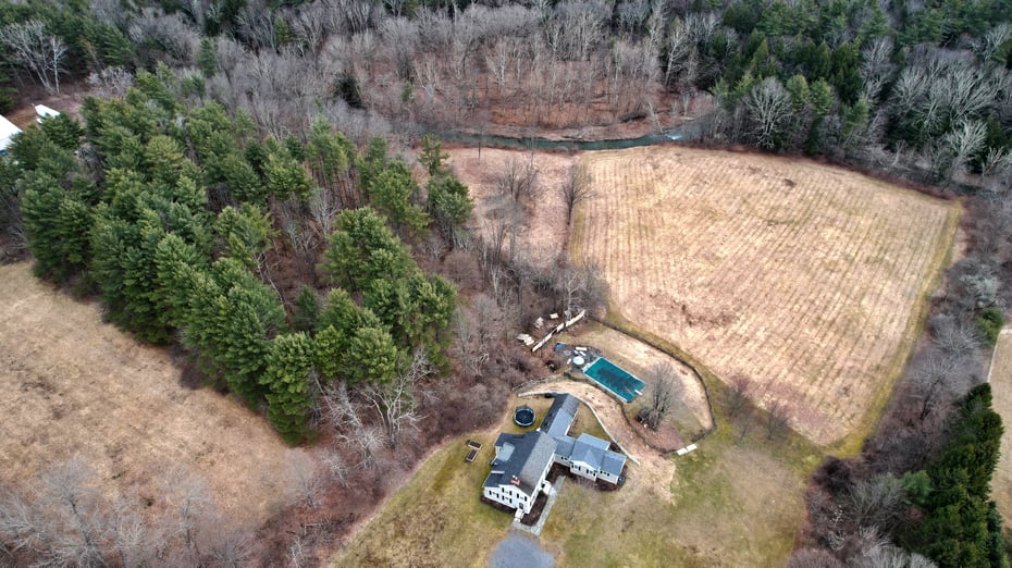 304 Egremont Plain Rd Photo 13