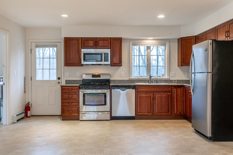 148 Kenmont Road Photo 3