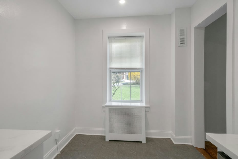 300 S Broadway  #1 L Photo 7