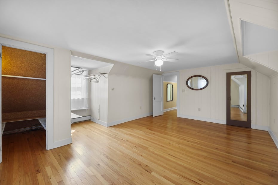 979 West St Photo 24