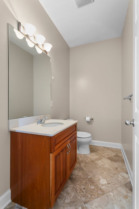 546 White Plains Road Photo 16