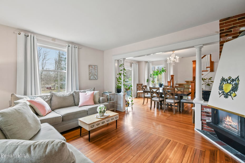 86 Orchard St Photo 10