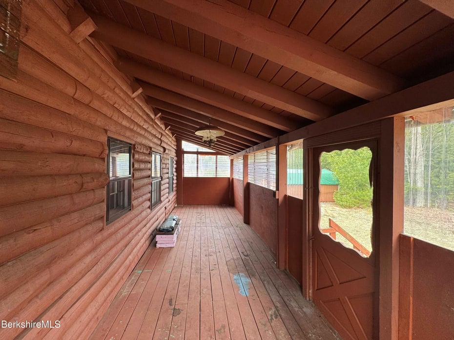 1355 River Rd Photo 11