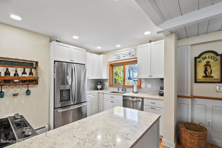 321 Ashmere Dr Photo 19