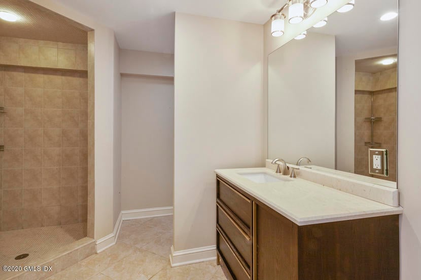 348 Sound Beach Avenue Photo 28