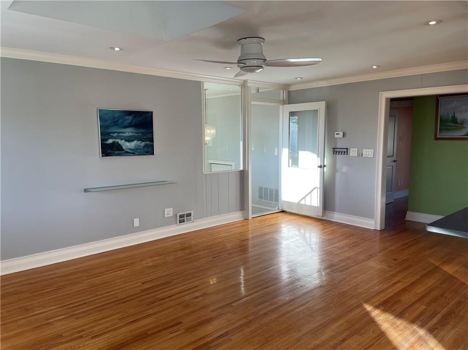 7 Fuller Road Photo 3