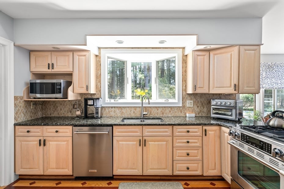 6 Pine Meadow Drive Photo 13